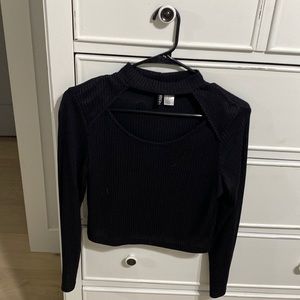 Women’s long sleeve crop top